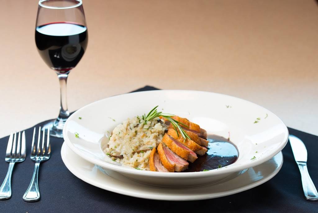 Stone Grille & Taphouse | restaurant | 204 St Charles Way, York, PA 17402, USA | 7177411159 OR +1 717-741-1159