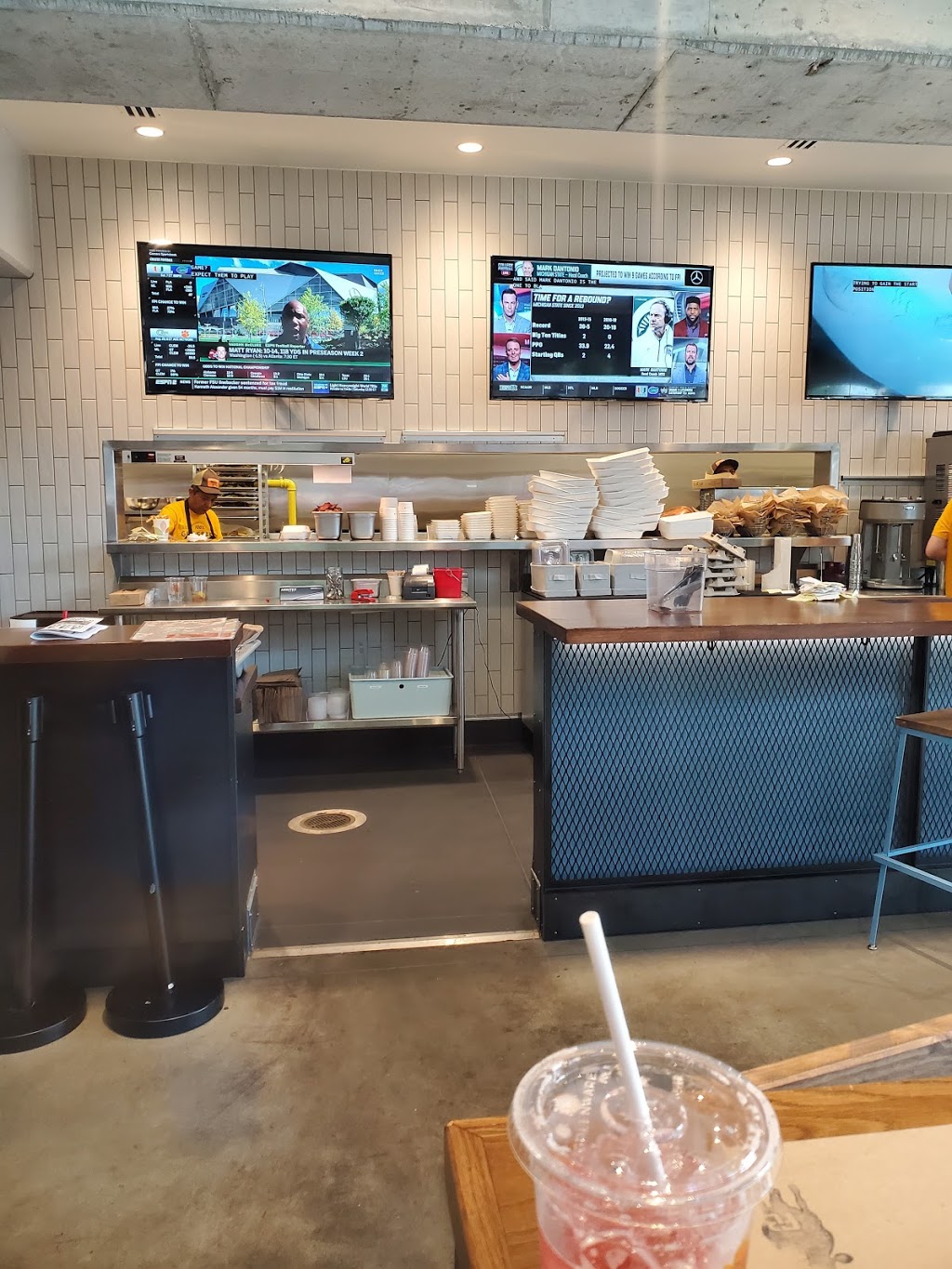 Farm Burger Midtown Atlanta | restaurant | 22 14th St NW Suite D, Atlanta, GA 30309, USA | 4043432888 OR +1 404-343-2888