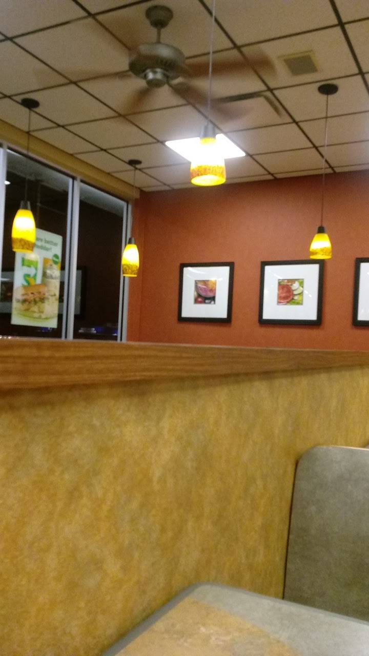 Subway Restaurants | restaurant | 2043 S Richey St, Pasadena, TX 77502, USA | 7135340505 OR +1 713-534-0505