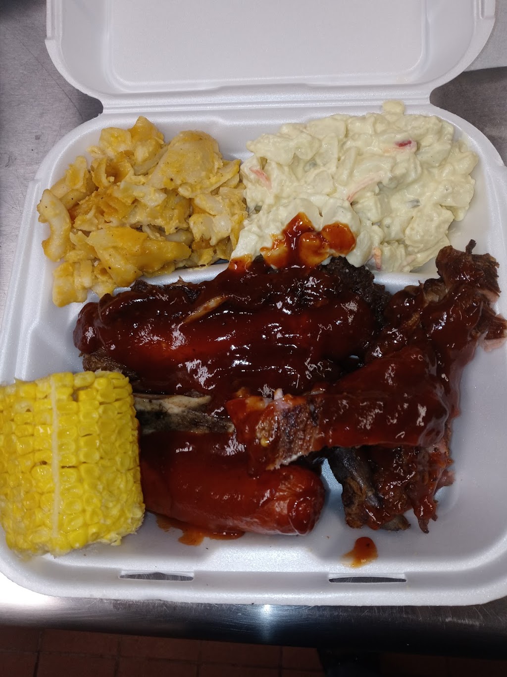 MoVal BBQ | restaurant | 24195 Sunnymead Boulevard, Moreno Valley, CA 92553, USA | 9516654463 OR +1 951-665-4463