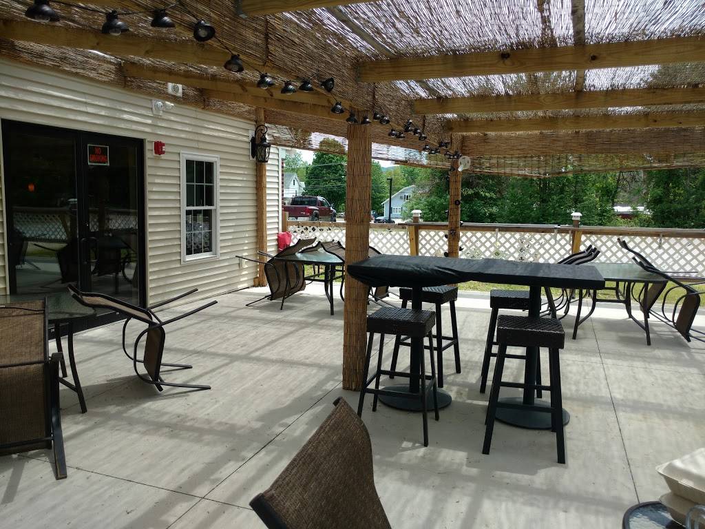 Brick House Family Restaurant | restaurant | 125 W Main St, Hillsboro, NH 03244, USA | 6036804146 OR +1 603-680-4146