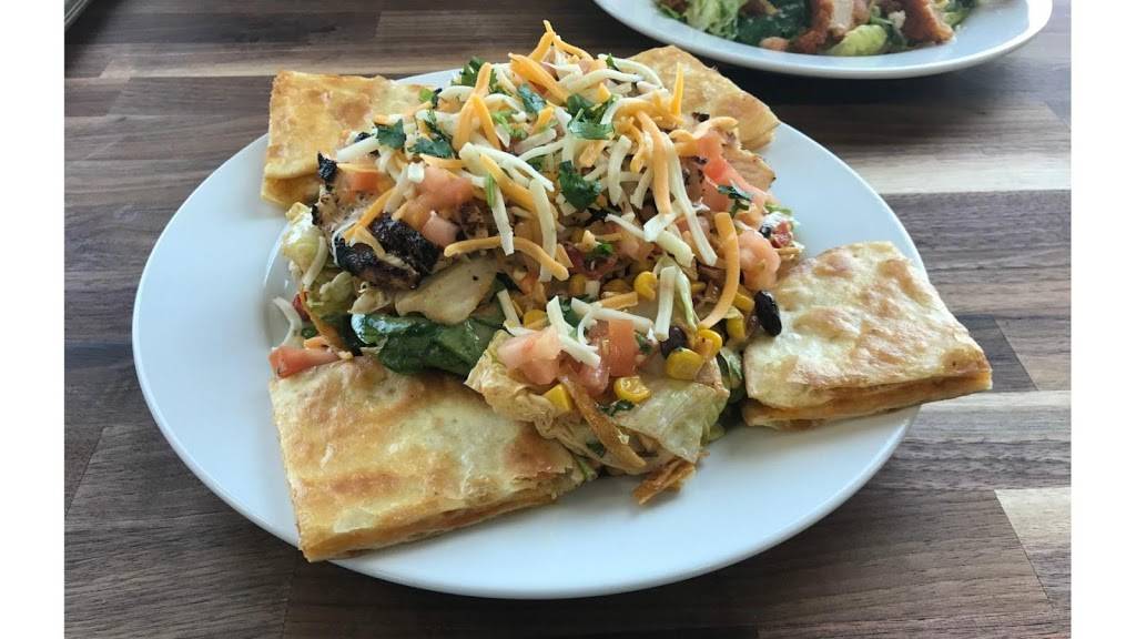 Chilis Grill & Bar | meal takeaway | 2015 Birch Rd Ste 2400, Chula Vista, CA 91915, USA | 6194825551 OR +1 619-482-5551