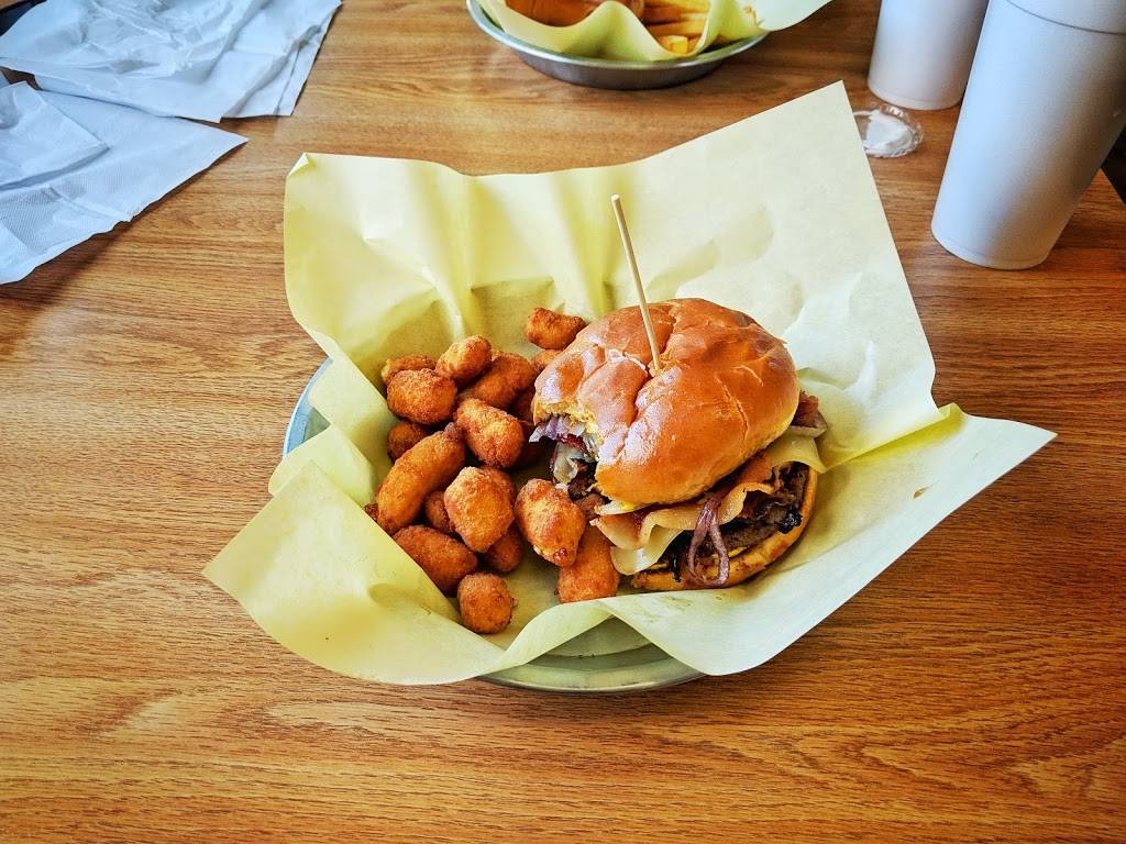 Falcons Nest | restaurant | 3216 Mt Pinos Way, Frazier Park, CA 93225, USA | 6612454400 OR +1 661-245-4400