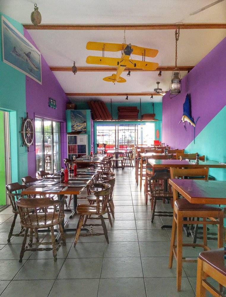 Harbor Cove Bar & Grill | restaurant | 1930 Harbortown Dr, Fort Pierce, FL 34946, USA | 7724295303 OR +1 772-429-5303