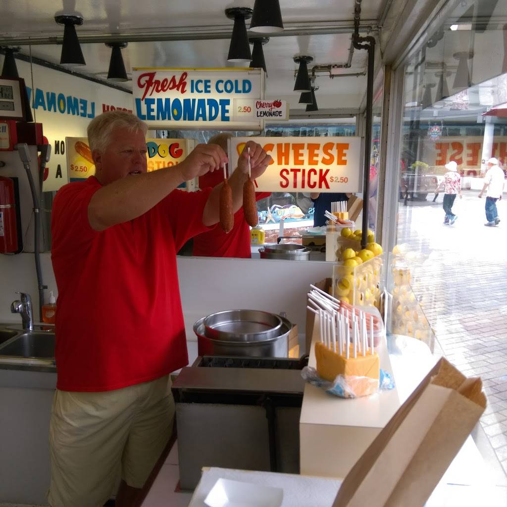 Craigs Hot Dog on A Stick | restaurant | 206 Fishermans Wharf, Redondo Beach, CA 90277, USA | 3103744974 OR +1 310-374-4974