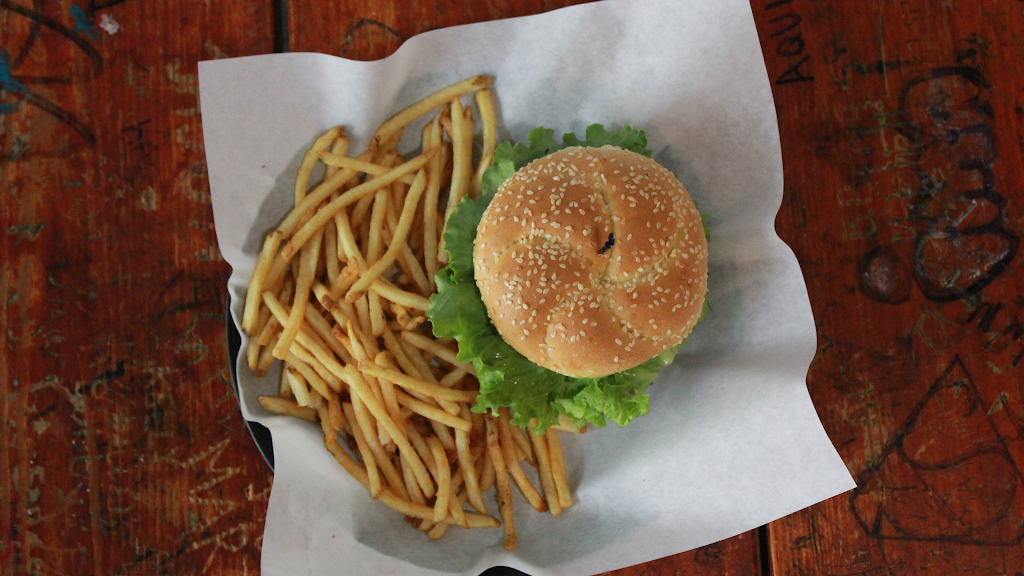 Executive Surf Club | restaurant | 306 N Chaparral St, Corpus Christi, TX 78401, USA | 3618847873 OR +1 361-884-7873