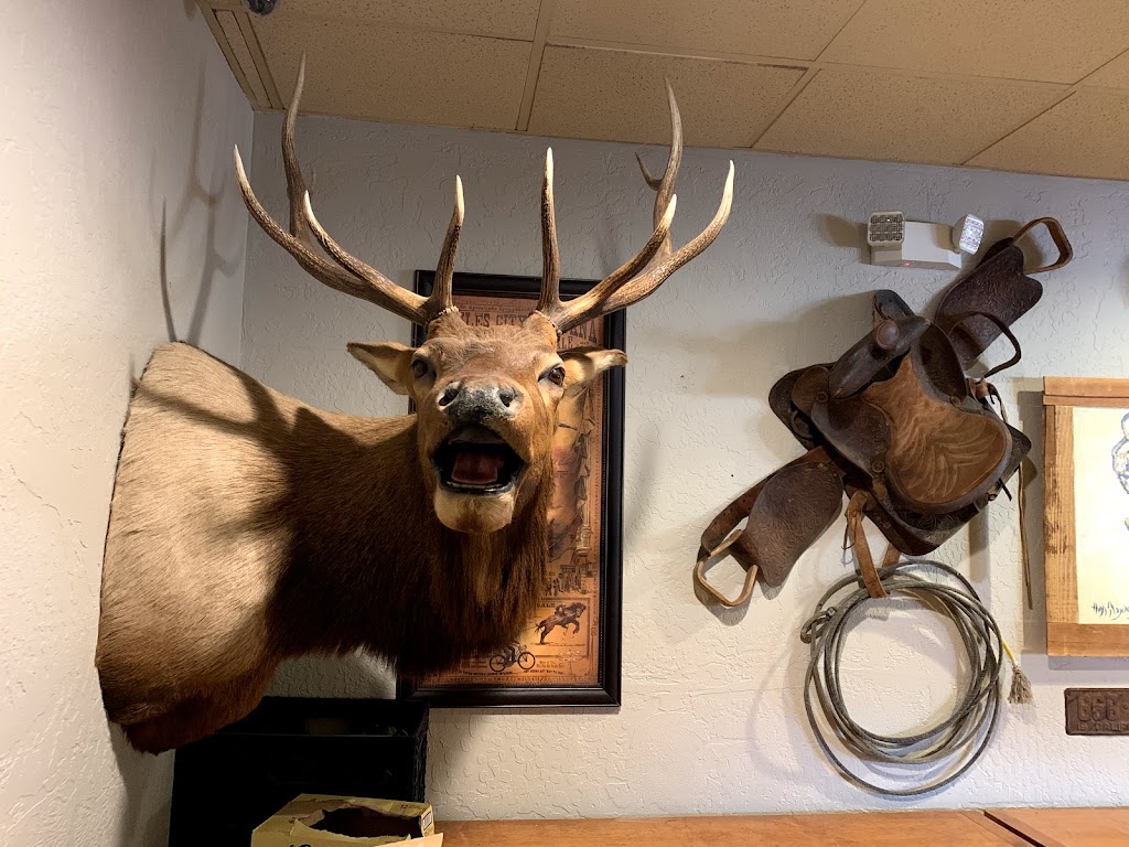 Lone Spur Cafe | restaurant | 1300 S Milton Rd, Flagstaff, AZ 86001, USA | 9284405330 OR +1 928-440-5330