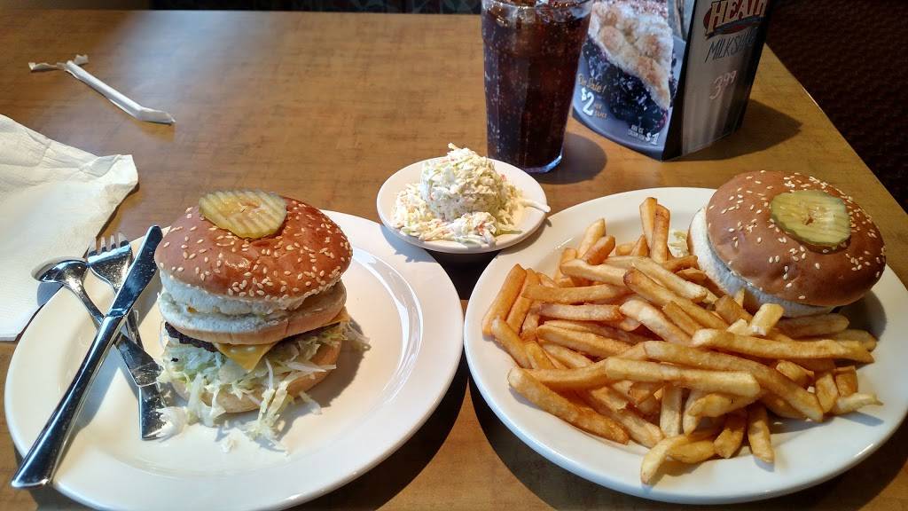 Eatn Park | restaurant | 80 Fort Henry Rd, Triadelphia, WV 26059, USA | 3045479500 OR +1 304-547-9500