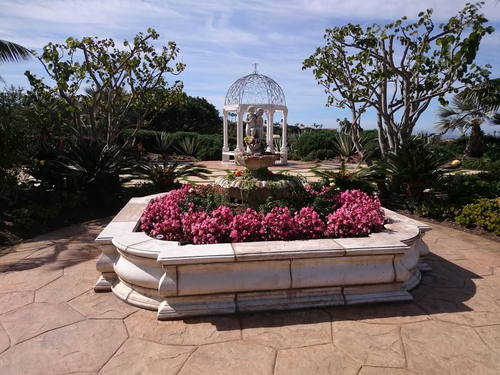 Club 19 Restaurant | restaurant | 1 Monarch Beach Resort N, Dana Point, CA 92629, USA | 9492343200 OR +1 949-234-3200