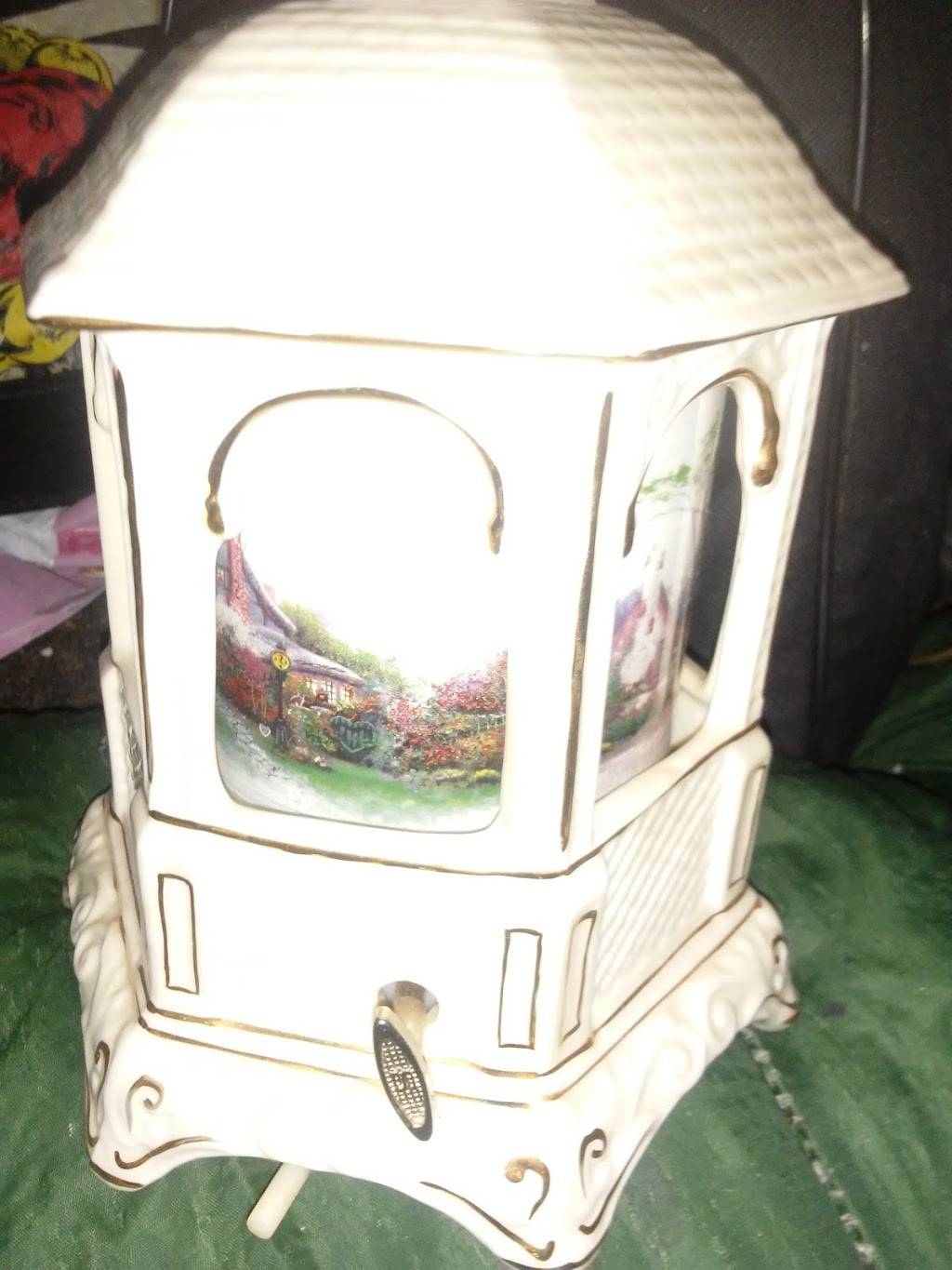 Pilot Travel Center | restaurant | 15876 W Commerce Rd, Daleville, IN 47334, USA | 7653780246 OR +1 765-378-0246