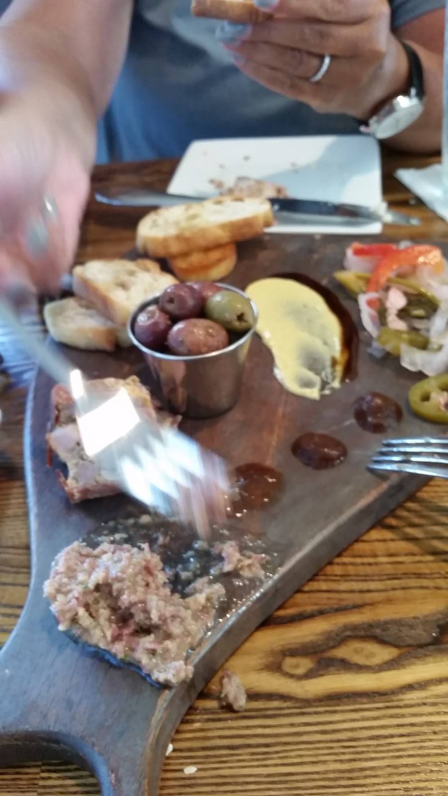 14 Global | restaurant | 14 N Pennsylvania Ave, Bethany Beach, DE 19930, USA | 3026161035 OR +1 302-616-1035