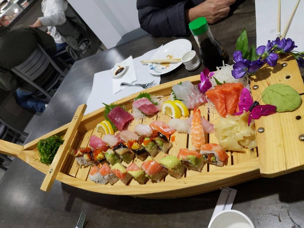 SURO sushi bar & grill | restaurant | 1102 Saratoga Ave, San Jose, CA 95129, USA | 4088823954 OR +1 408-882-3954