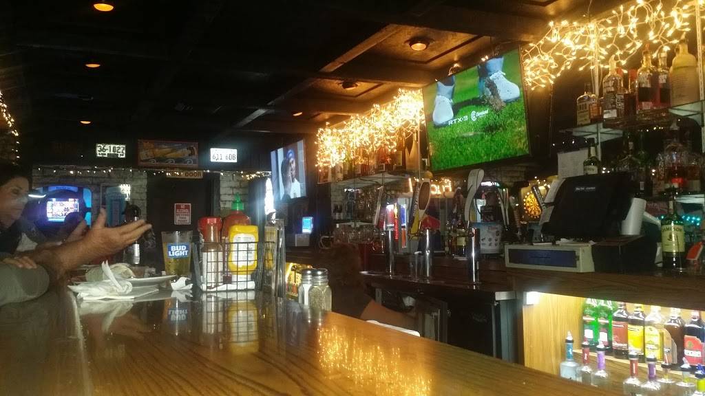 The Tav | restaurant | 22034 N 19th Ave, Phoenix, AZ 85027, USA | 6235801282 OR +1 623-580-1282