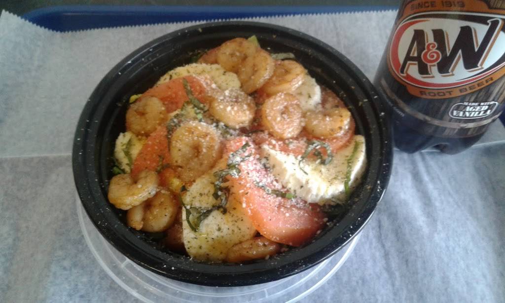 Cuzzos Pasta, Pizza, Panini, & More | meal delivery | 330 Madison St, Oak Park, IL 60302, USA | 7086900706 OR +1 708-690-0706