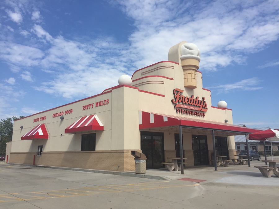 Freddys Frozen Custard & Steakburgers | restaurant | 802 E Chestnut St, Junction City, KS 66441, USA | 7852101123 OR +1 785-210-1123