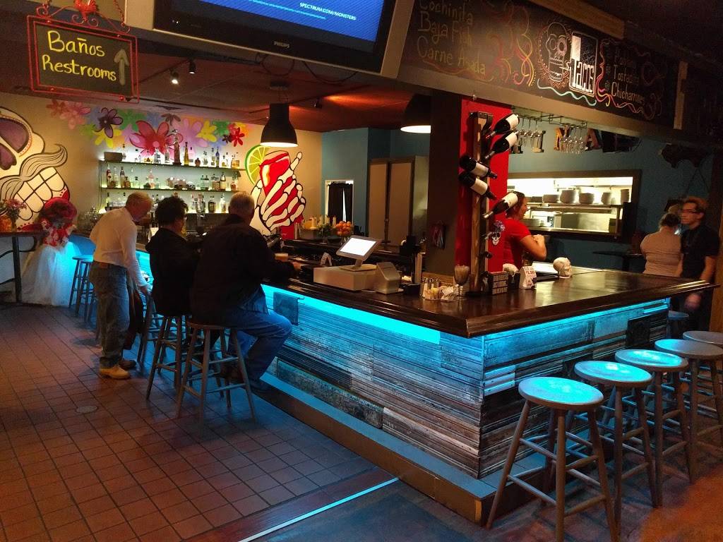 Catrinas | restaurant | 1027 Century Dr, Edwardsville, IL 62025, USA | 6186925522 OR +1 618-692-5522