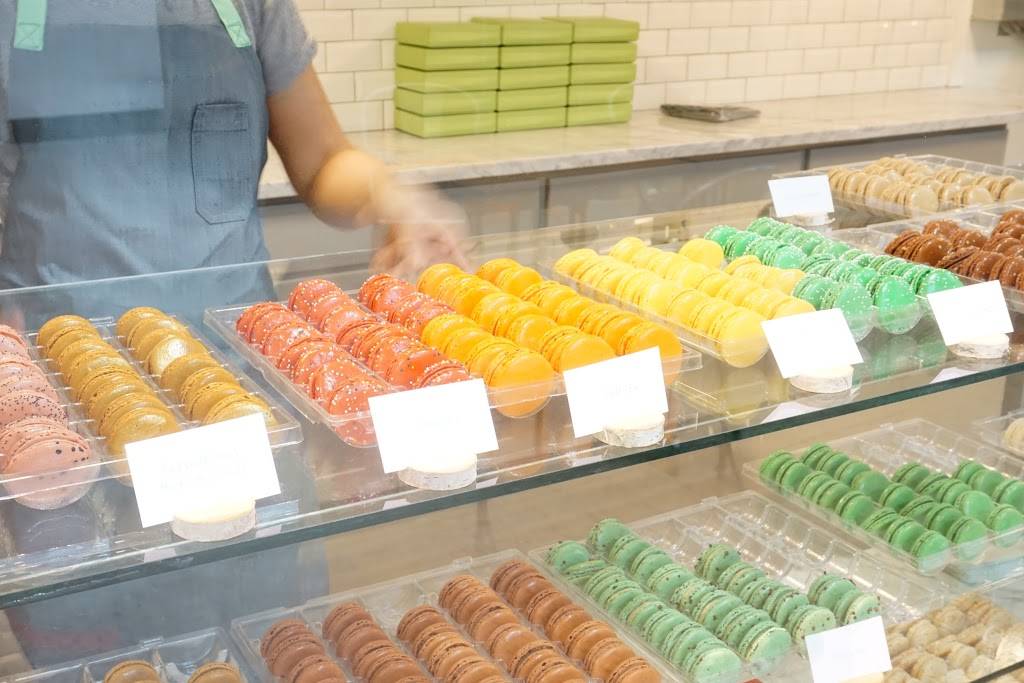 Oui Oui! Macaron | bakery | Emeryville Public Market, 5959 Shellmound St. Shipping Container A., Emeryville, CA 94608, USA | 5107884455 OR +1 510-788-4455