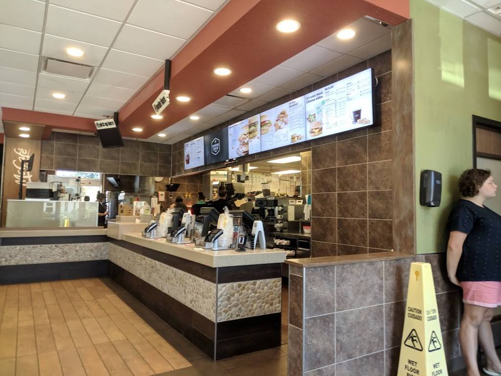 Shoppes at Coronado | shopping mall | 2923 FL-44, New Smyrna Beach, FL 32168, USA | 9045987000 OR +1 904-598-7000