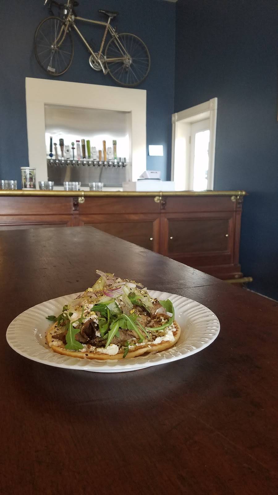 Ebb & Flow Fermentations | restaurant | 11 S Spanish St, Cape Girardeau, MO 63703, USA | 5733348330 OR +1 573-334-8330