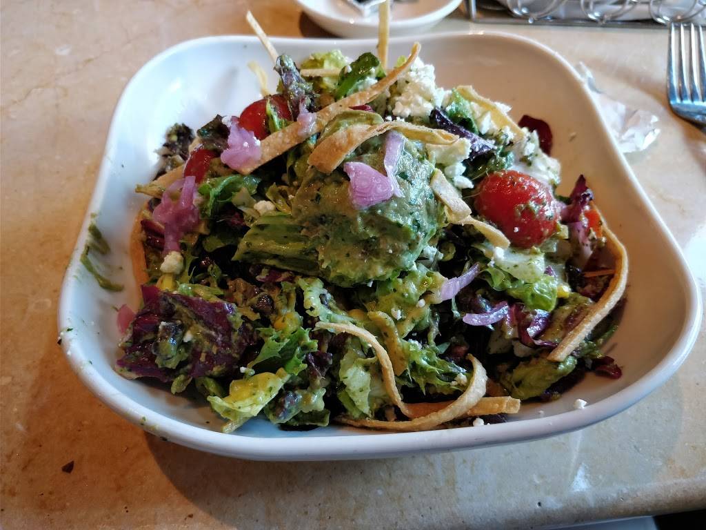 The Cheesecake Factory | restaurant | 306 Hiawatha Blvd W #112, Syracuse, NY 13290, USA | 3154222559 OR +1 315-422-2559