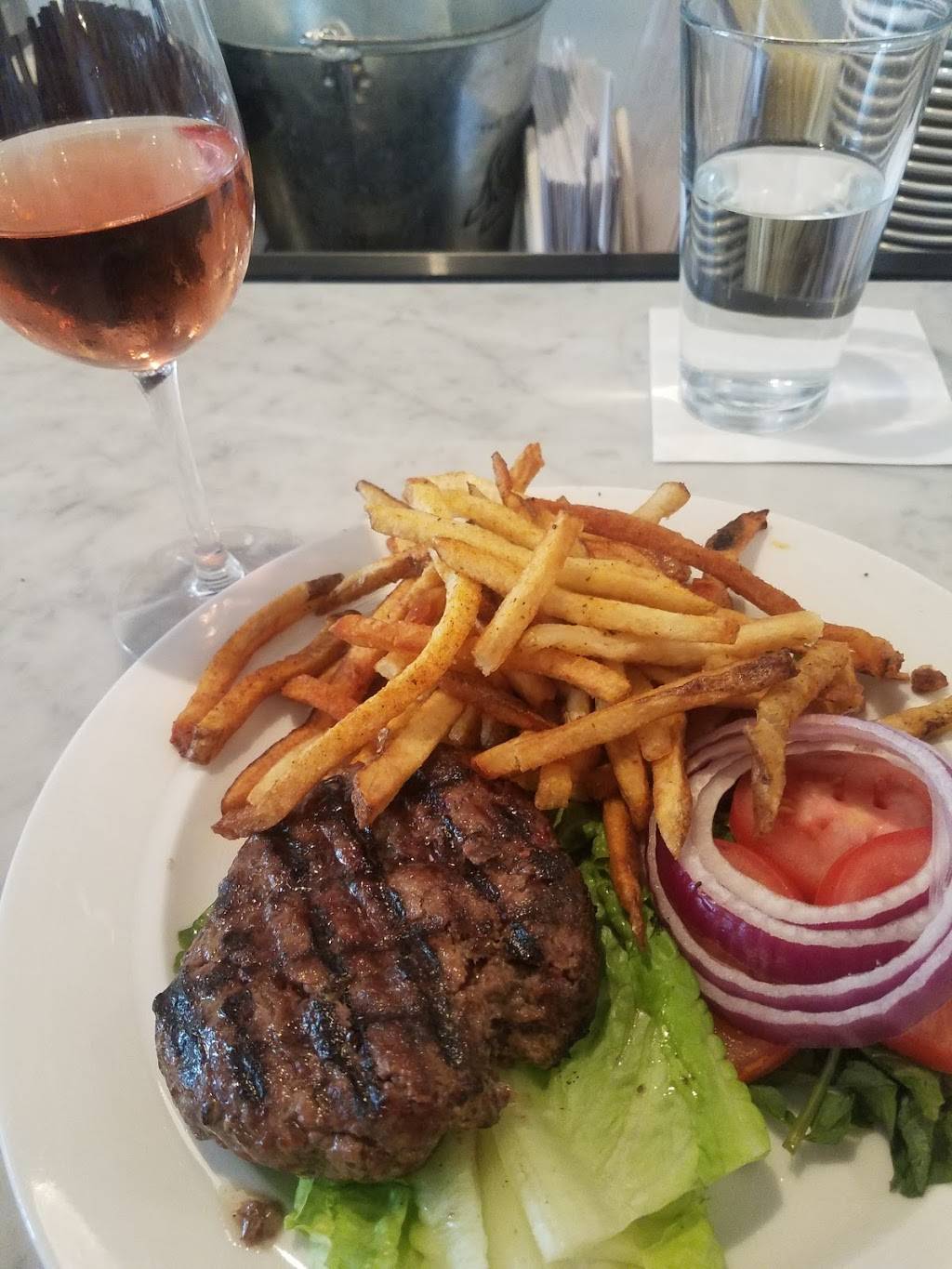 Hanks Oyster Bar | restaurant | 633 Pennsylvania Ave SE, Washington, DC 20003, USA | 2027331971 OR +1 202-733-1971