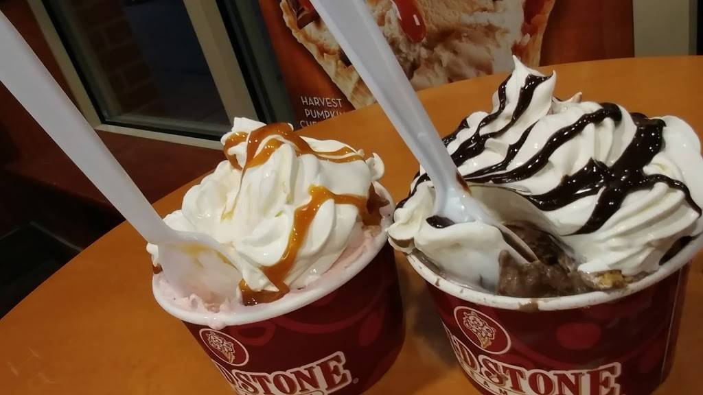 Cold Stone Creamery | bakery | 490 S Broad St # 3, Meriden, CT 06450, USA | 2032350693 OR +1 203-235-0693