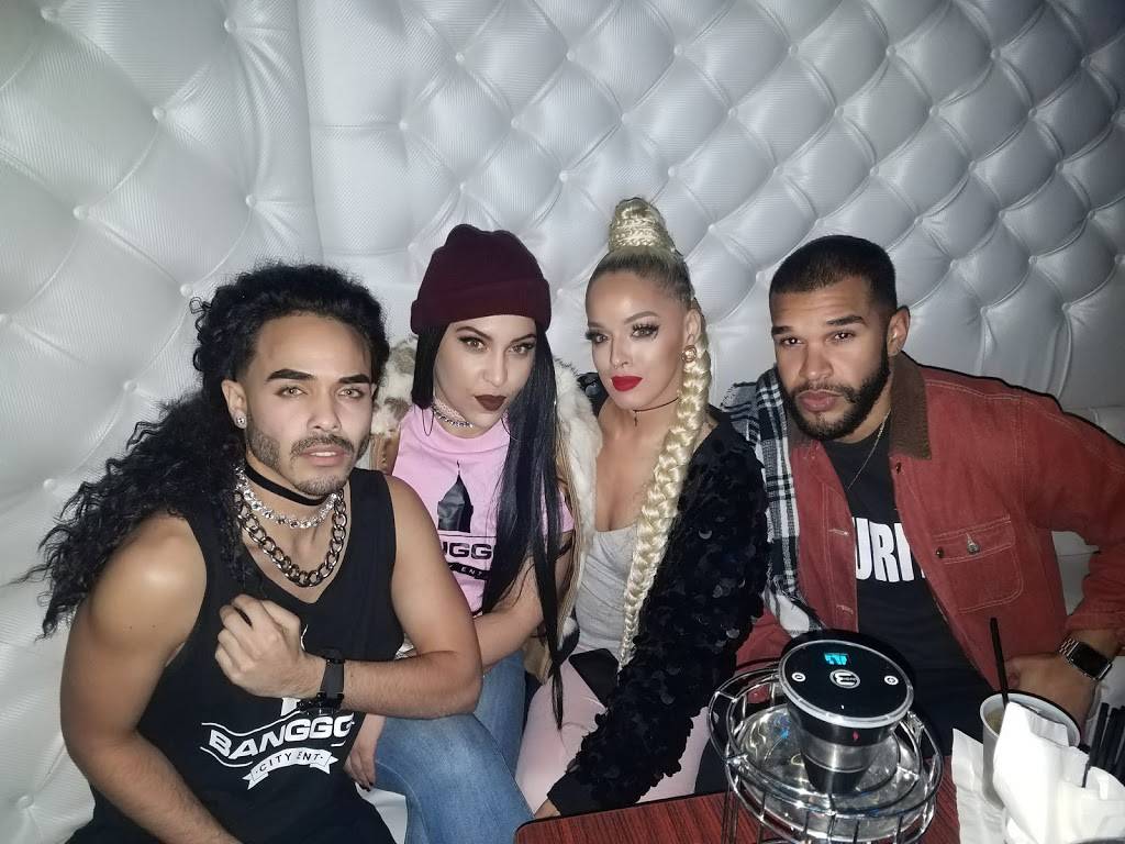 The Bungalow Bar & Grill | restaurant | 333 Valley St, Manchester, NH 03103, USA | 6037921111 OR +1 603-792-1111