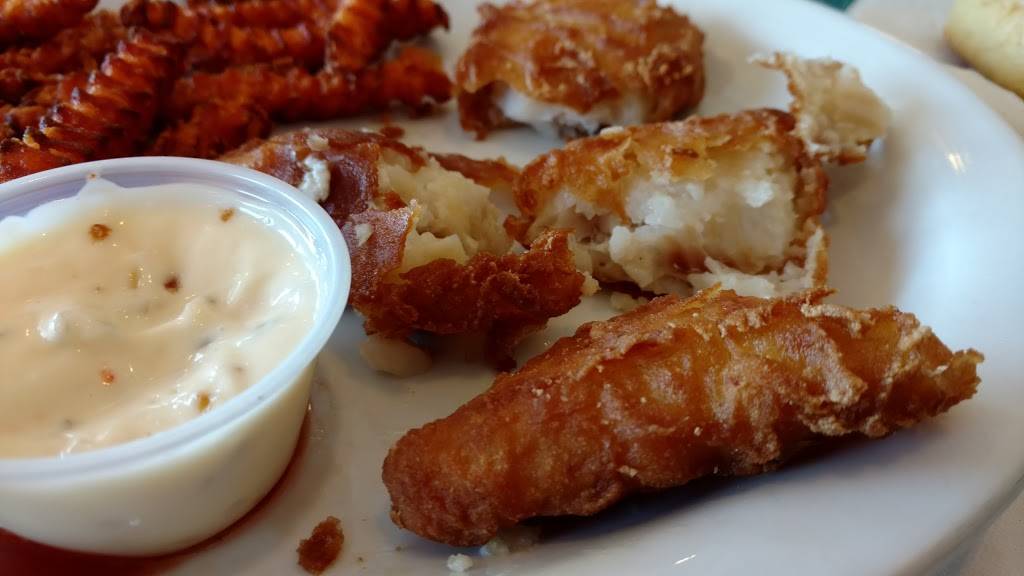 Family Table Restaurant | restaurant | 511 Hawkeye Ave SW, Le Mars, IA 51031, USA | 7125464016 OR +1 712-546-4016