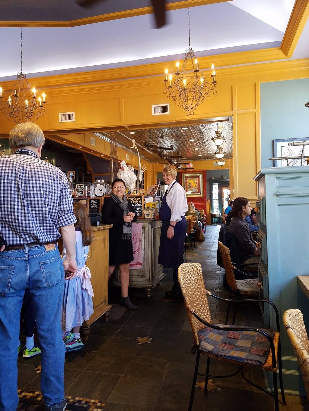 Blue Talon Bistro | restaurant | 420 Prince George St, Williamsburg, VA 23185, USA | 7574762583 OR +1 757-476-2583