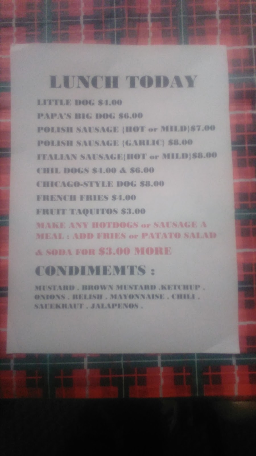 Papas Restaurant | restaurant | 305 N Central Blvd, Quartzsite, AZ 85346, USA | 9283020403 OR +1 928-302-0403