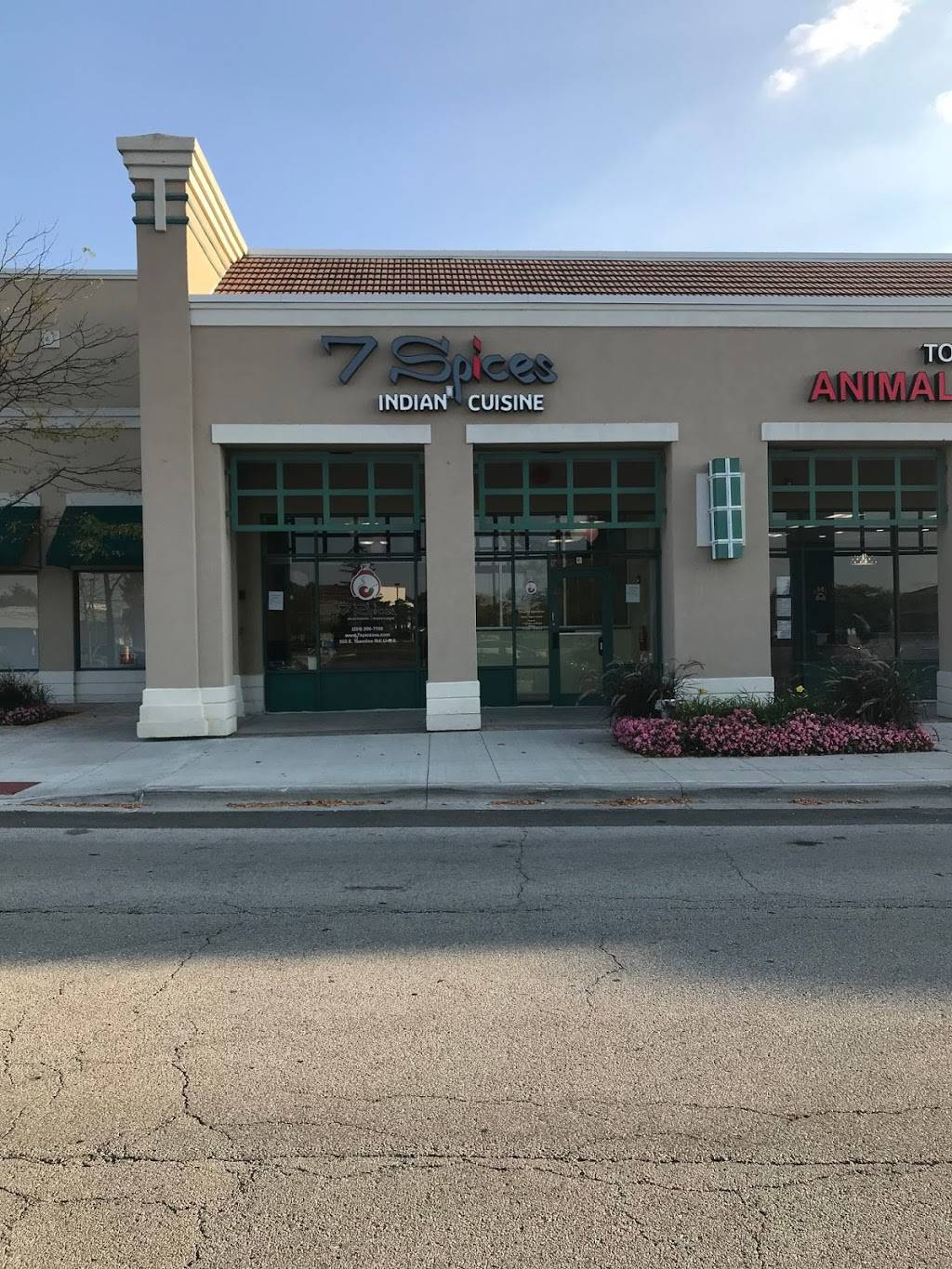 7 Spices Indian Restaurant | restaurant | 555 E Townline Rd #6, Vernon Hills, IL 60061, USA | 2242067702 OR +1 224-206-7702