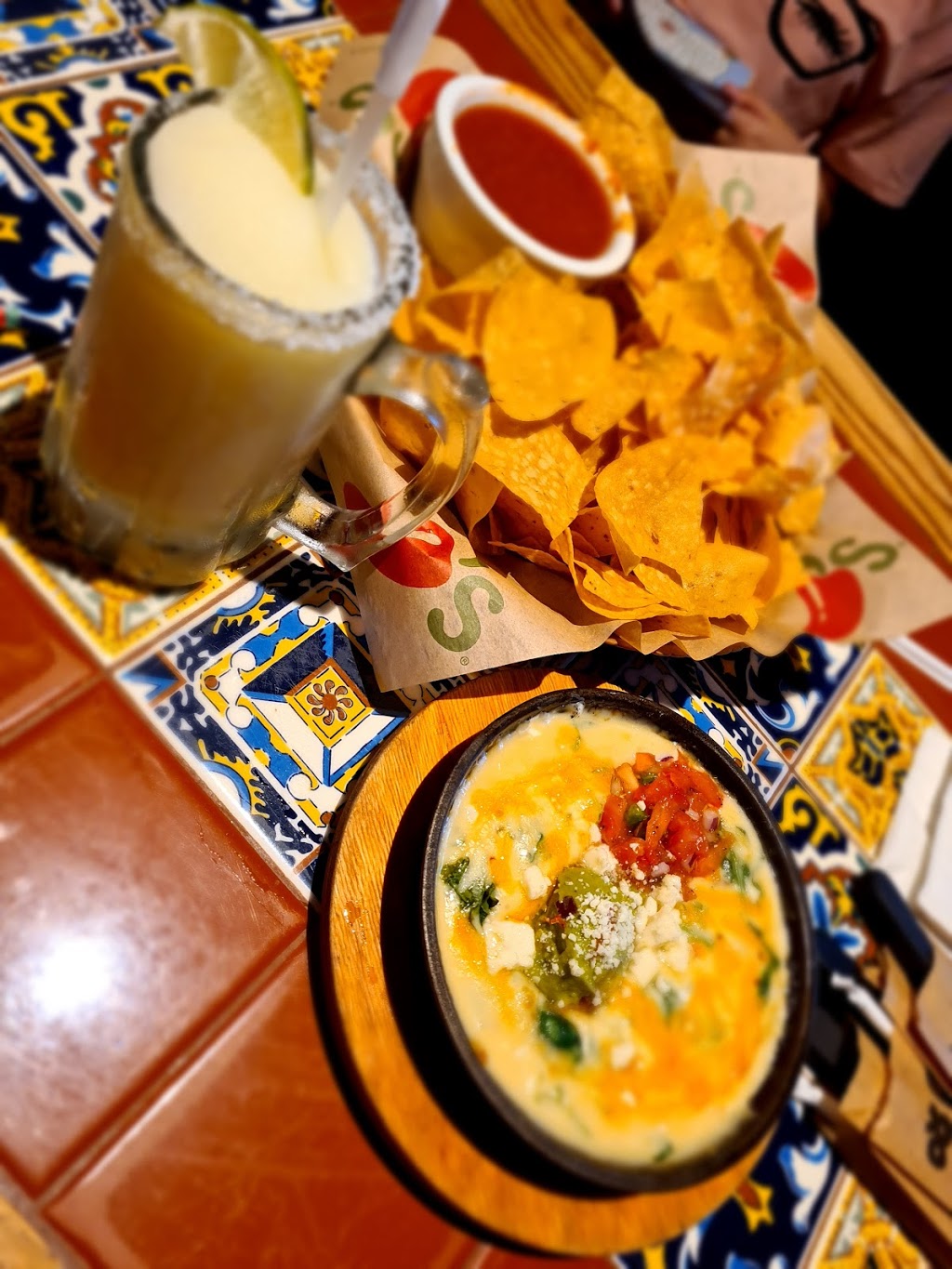 Chilis Grill & Bar | restaurant | 790 Schillinger Rd S, Mobile, AL 36695, USA | 2517767006 OR +1 251-776-7006