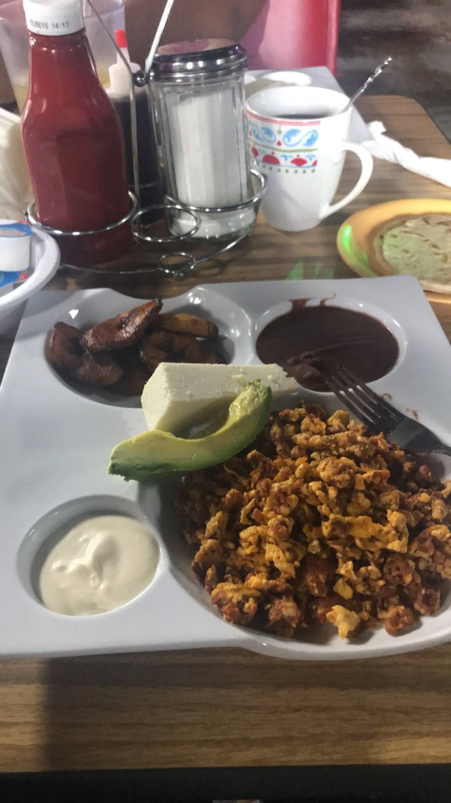 Costa Del Sol Restaurante | restaurant | 12224 Bissonnet St, Houston, TX 77099, USA | 2815685454 OR +1 281-568-5454