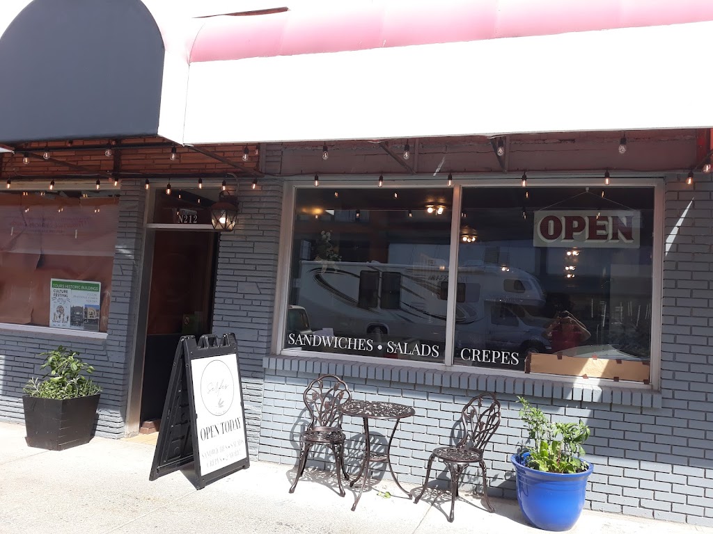 Serfes Foods | restaurant | 212 N Main St, Colfax, WA 99111, USA | 5095589066 OR +1 509-558-9066