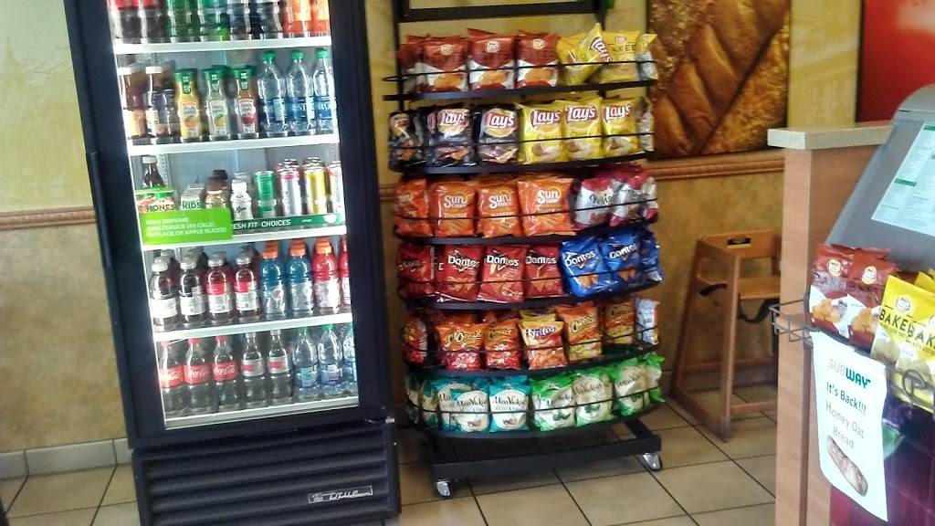 Subway | restaurant | 986 Sierra St, Kingsburg, CA 93631, USA | 5598971993 OR +1 559-897-1993