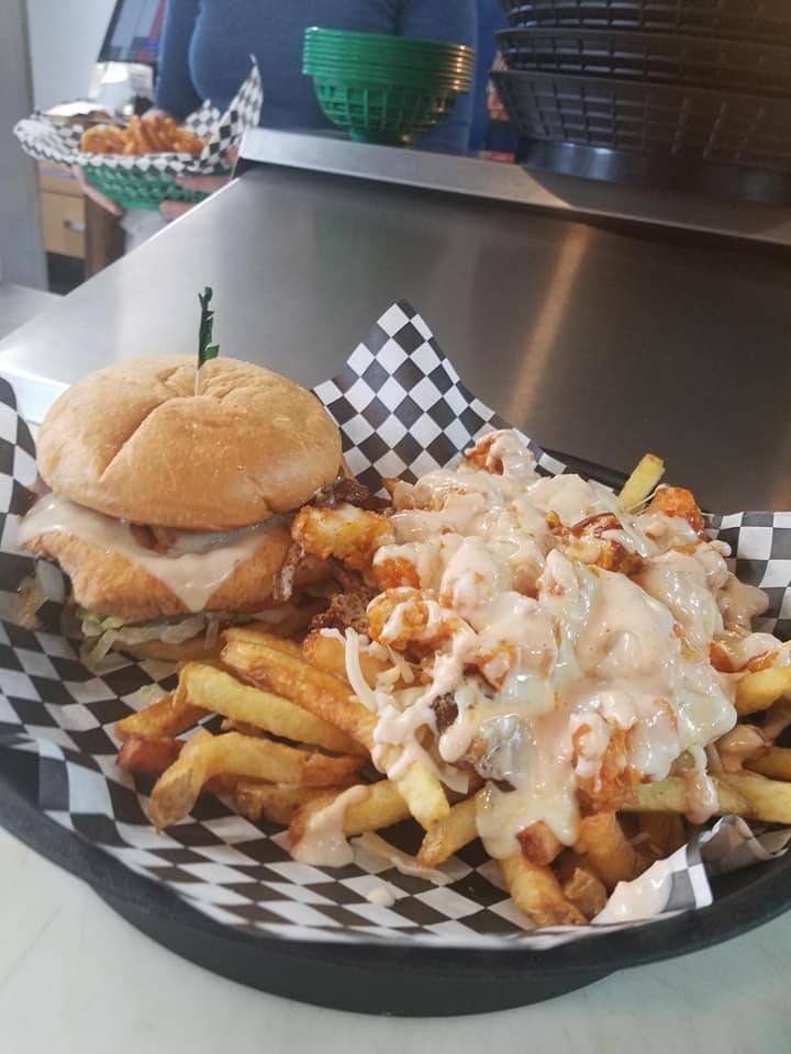 Fonzos Pizza,Seafood&More | meal takeaway | 99 Main St, Madison, ME 04950, USA | 2076965142 OR +1 207-696-5142