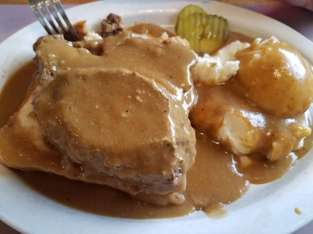 Michaels Family Restaurant | restaurant | 8417 W Cleveland Ave, West Allis, WI 53227, USA | 4145452302 OR +1 414-545-2302