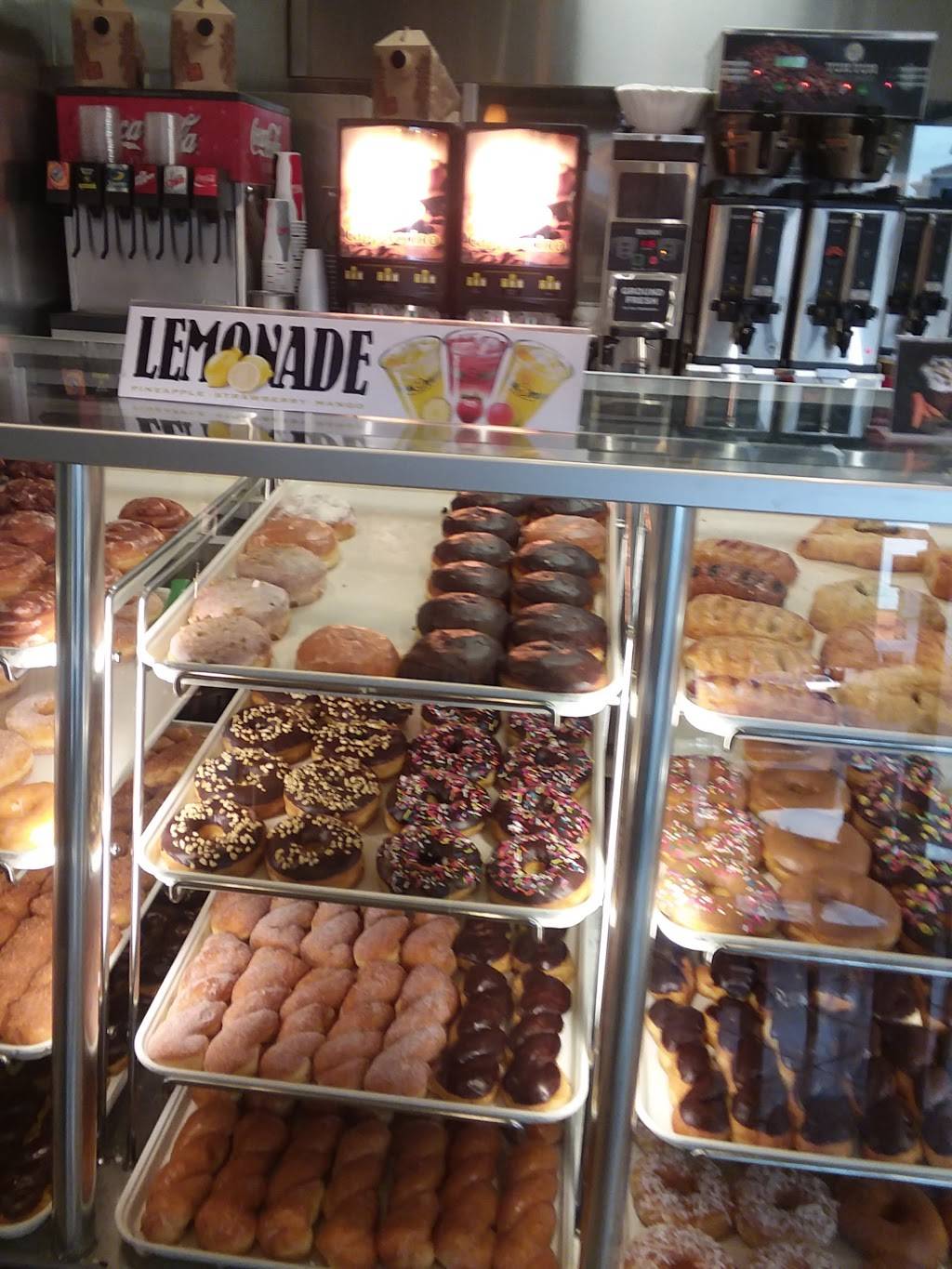 Yum Yum Donuts | cafe | 13471 Telegraph Rd, Whittier, CA 90605, USA | 5629064926 OR +1 562-906-4926