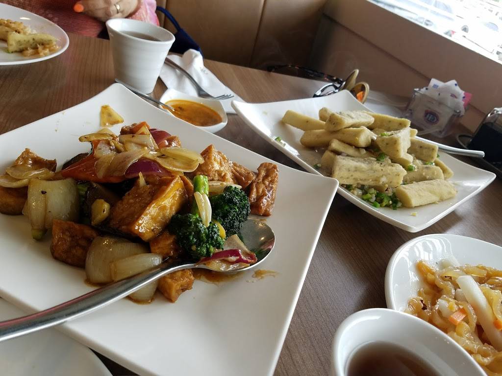 Red Bamboo Bistro | restaurant | 1306 Union Ave NE # 12, Renton, WA 98059, USA | 4252553612 OR +1 425-255-3612