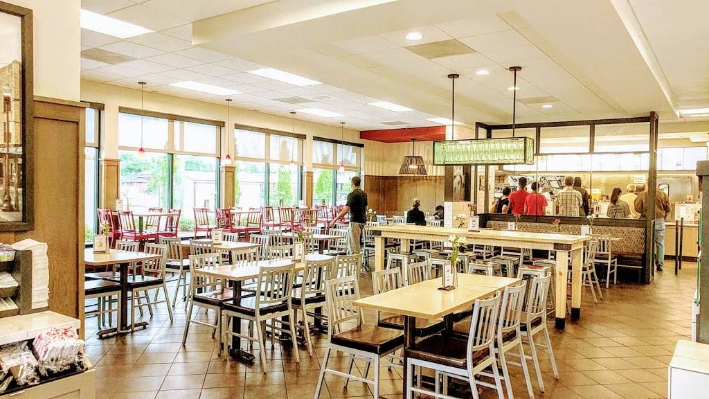 Chick-fil-A | restaurant | 4920 W Broad St, Richmond, VA 23230, USA | 8046625662 OR +1 804-662-5662
