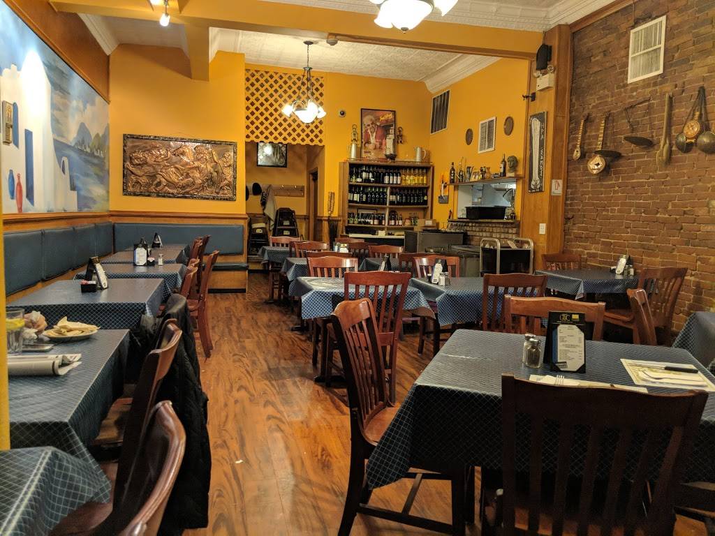 Greek Corner Restaurant | restaurant | 2366 Massachusetts Ave, Cambridge, MA 02140, USA | 6176615655 OR +1 617-661-5655