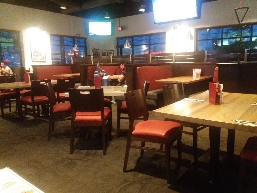 Boston Pizza | restaurant | 1060 Boulevard du Grand Héron, Saint-Jérôme, QC J7Y 5K8, Canada | 4504386222 OR +1 450-438-6222