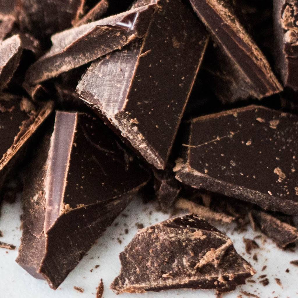 The Chocolate Moose | restaurant | 2839 Bathurst St, North York, ON M6B 3A4, Canada | 4167849092 OR +1 416-784-9092