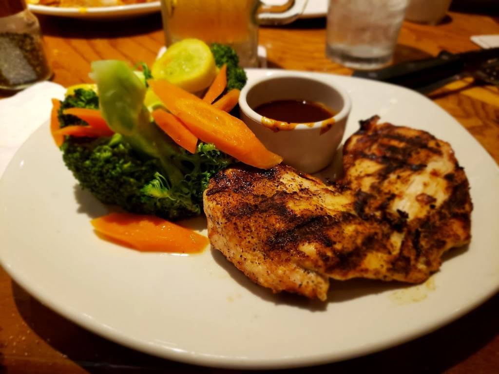 Outback Steakhouse | restaurant | 48020 Grand River Ave, Novi, MI 48374, USA | 2483479201 OR +1 248-347-9201