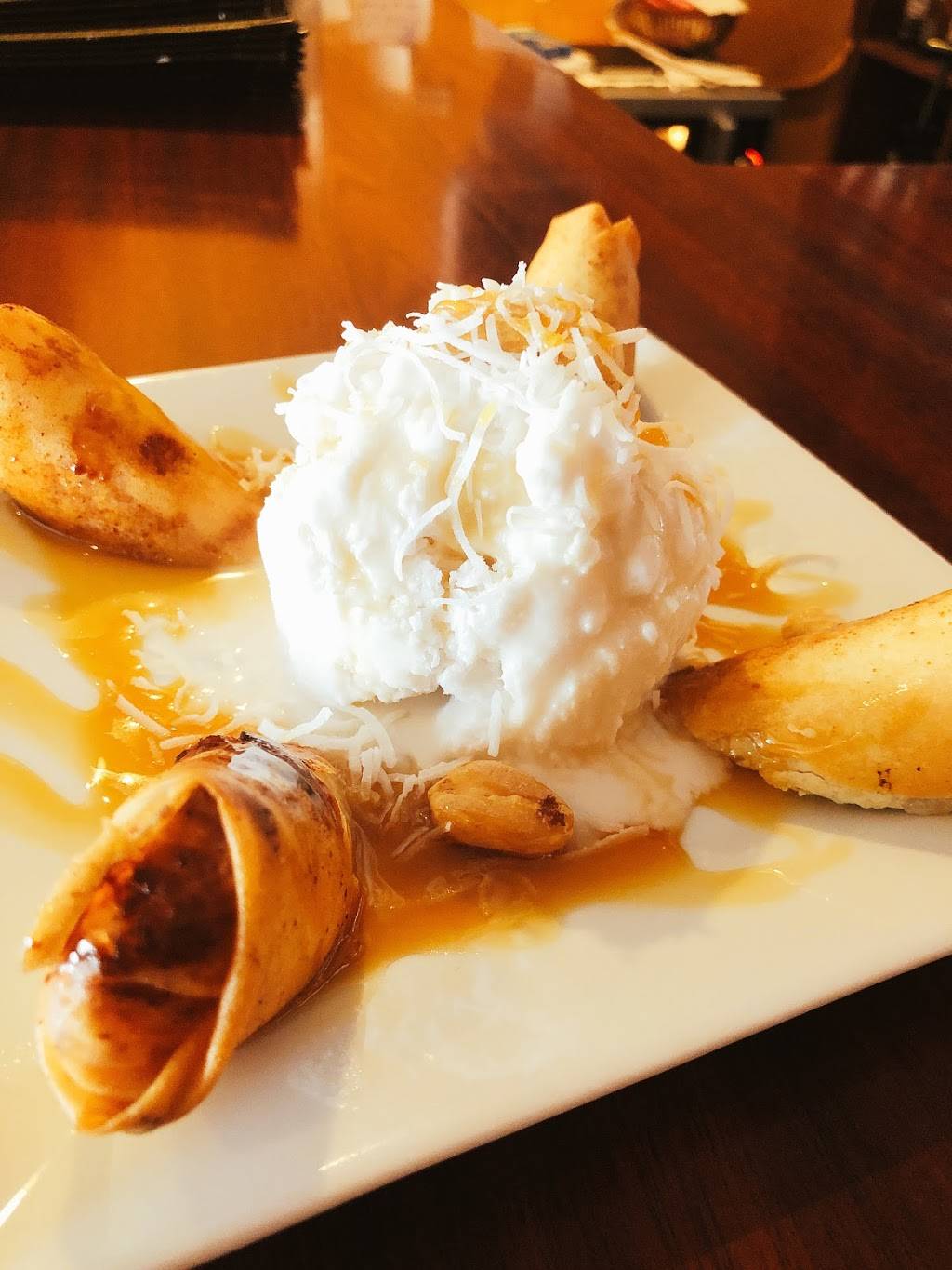 Sunset Thai Cuisine | restaurant | 7513 Sunset Blvd, Los Angeles, CA 90046, USA | 3238831805 OR +1 323-883-1805