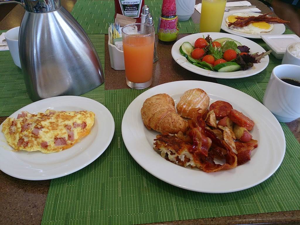 Rainbow Lanai | restaurant | Hilton Hawaiian Village (Rainbow Tower, 2005 Kalia Rd, Honolulu, HI 96815, USA | 8089494321 OR +1 808-949-4321