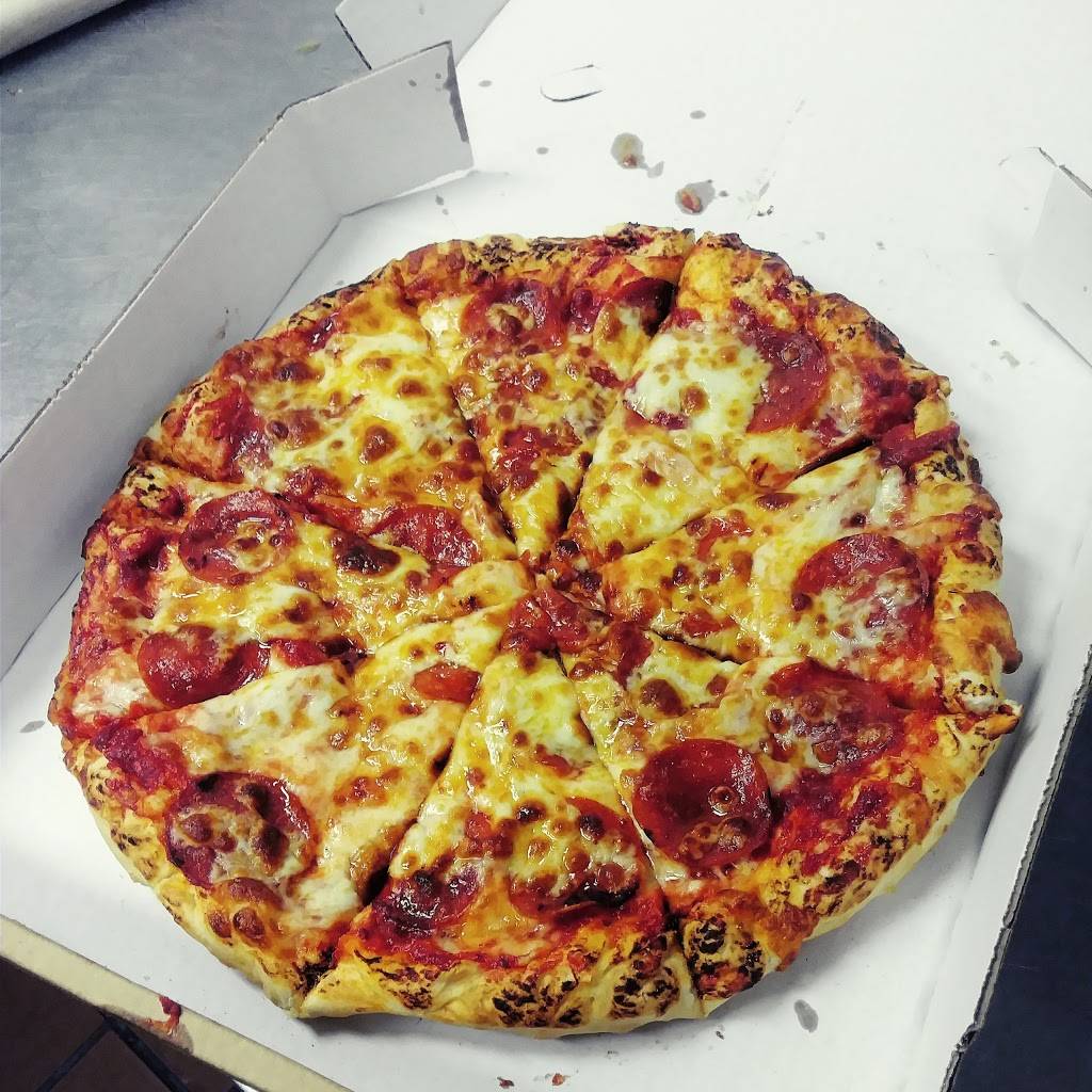 Toarminas Pizza | restaurant | 19562-19598 Joy Rd, Detroit, MI 48228, USA | 3132702424 OR +1 313-270-2424