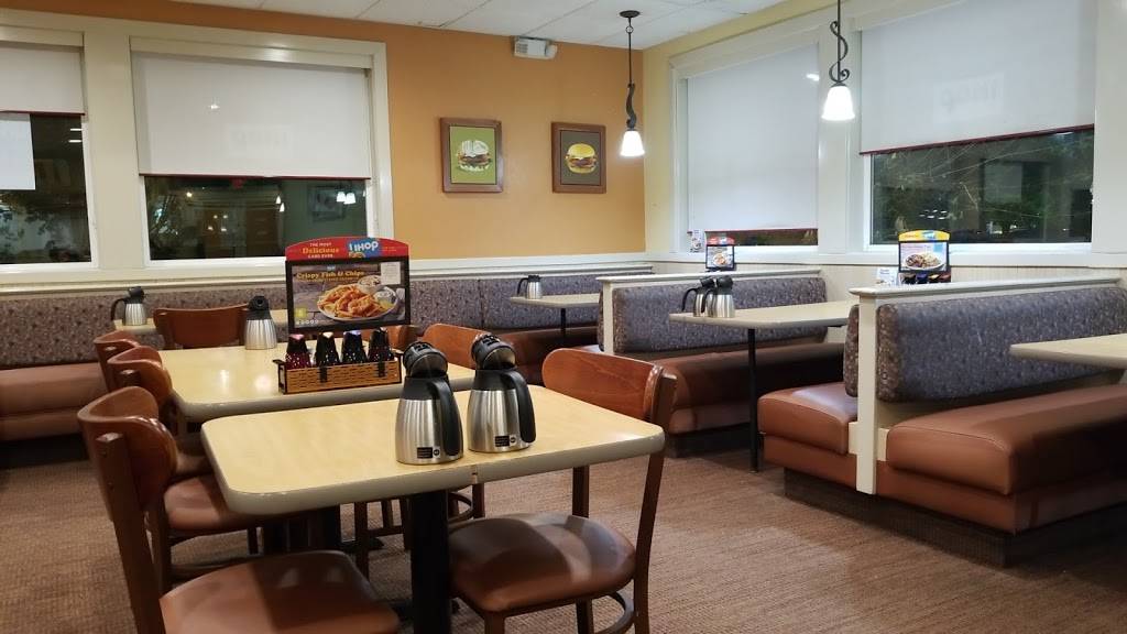 IHOP | restaurant | 61101 Airport Rd, Slidell, LA 70460, USA | 9856414577 OR +1 985-641-4577