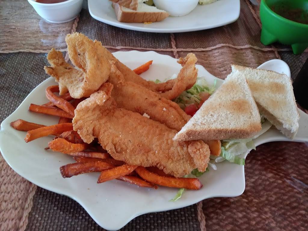 Fernandos Restaurant | restaurant | 1302 US-90, Castroville, TX 78009, USA | 2108656768 OR +1 210-865-6768