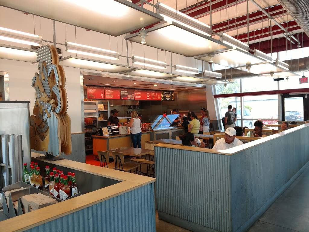 Chipotle Mexican Grill | restaurant | 1707 S Tamiami Trail, Sarasota, FL 34239, USA | 9419576406 OR +1 941-957-6406